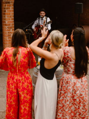 Event Rains Singer Guitarist West Midlands