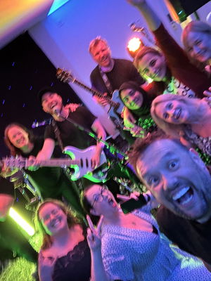 Event Happy Hour Function Band Kent