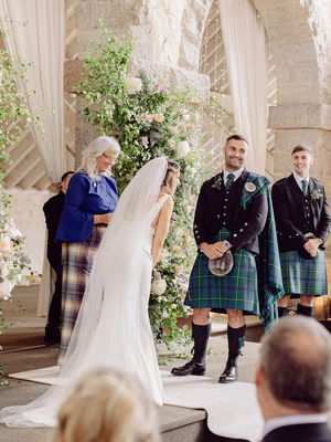 Event Valentine Singer Guitarist London