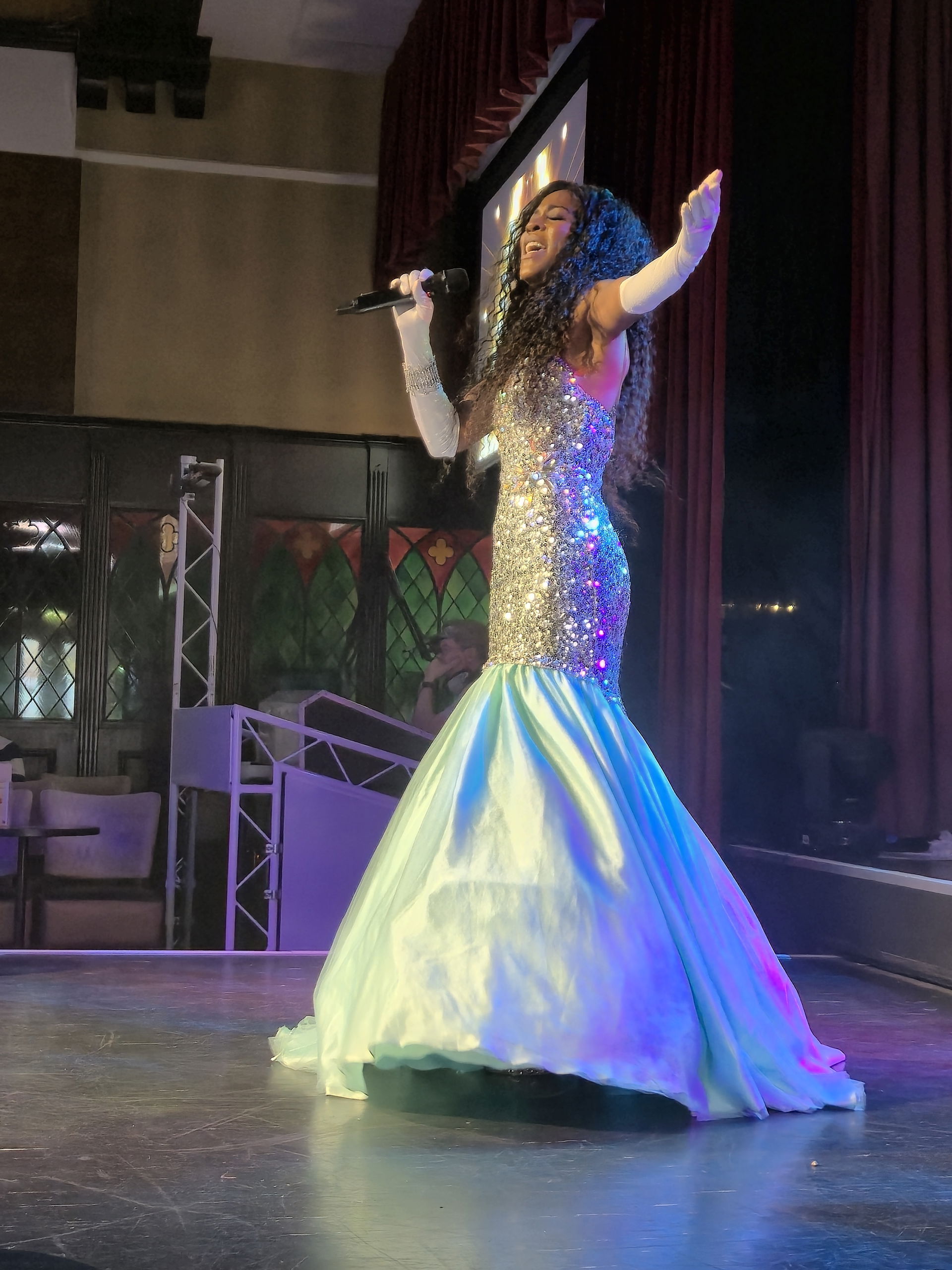The Diana Ross Tribute Show Tribute Act Review Hotel / Restaurant Event Denbighshire