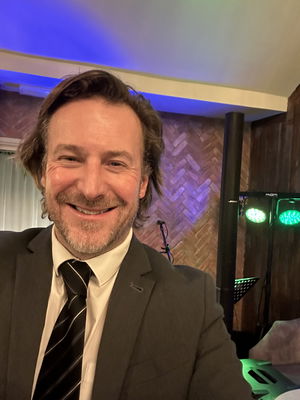 Event Owen H Solo Singer/ Guitarist Stoke on Trent, Staffordshire