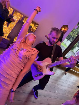 Event Happy Hour Function Band Kent