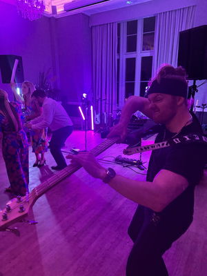 Event Happy Hour Rock and Pop Party Band Kent