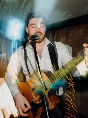 Event Smokeshow Vocals/Acoustic Guitar & Saxophone Duo West Yorkshire