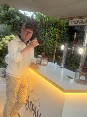 Event Tim Matthews Singer Guitarist Essex