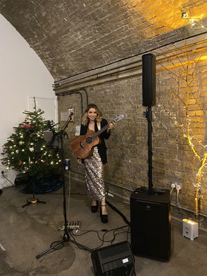 Event Isla Solo Singer/ Guitarist London