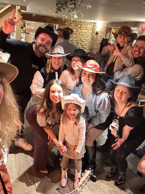 Event Kelly Barnes Singer Guitarist Northamptonshire