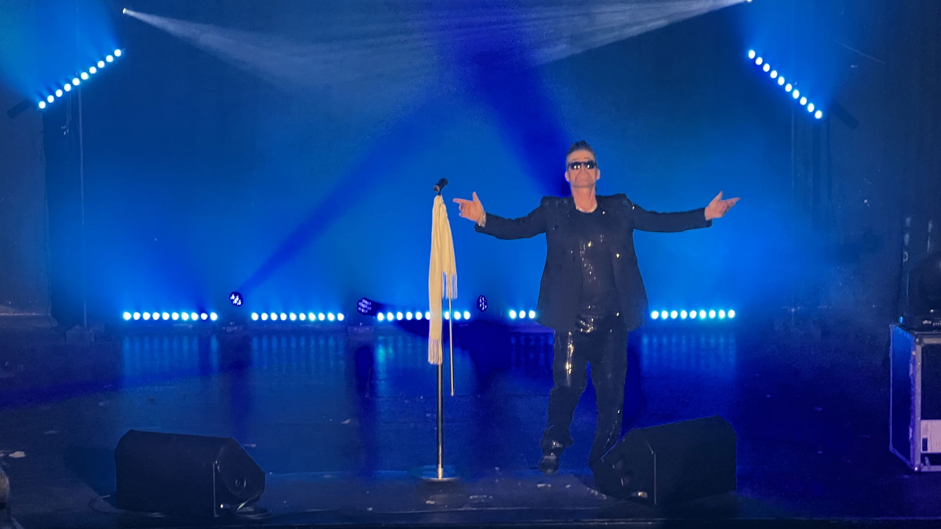 Robbie To The Max Tribute Act Review Charity Event Denbighshire