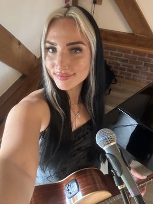 Event Bethany Amelia Singer-Guitarist Essex