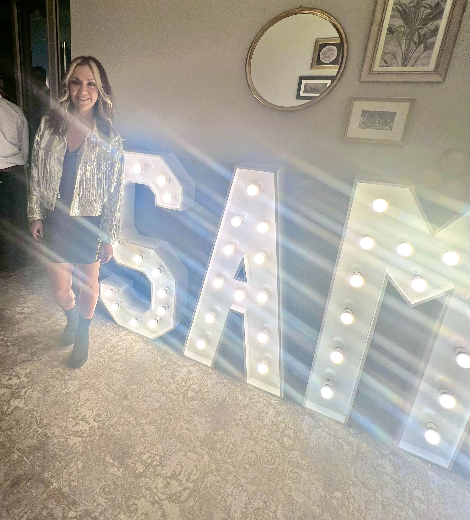 Singer DJ Jodie Party DJ Review Private Party Berkshire