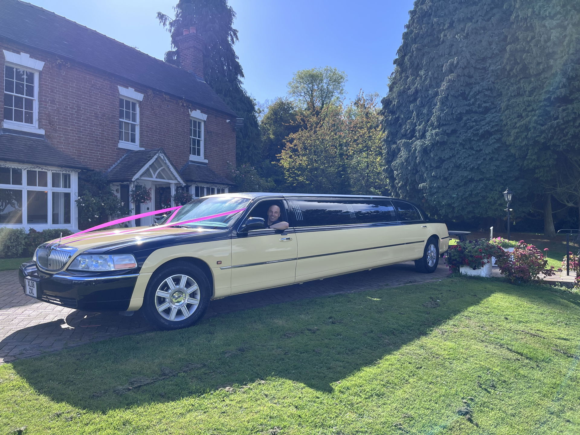 Dan Trilby Singer Guitarist Review Wedding Shropshire