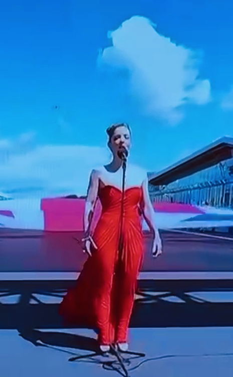 Emily Rose Classical & Opera Singer Review Festival / Outdoor Event Buckinghamshire