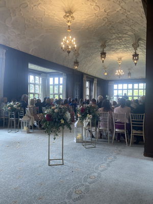 Event Elly Singer Guitarist London