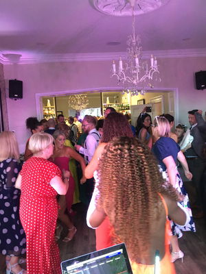 Event Motown Queen Solo Singer With Tracks Gloucestershire