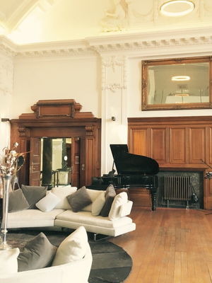 Event LJ Acoustic Singer/Guitarist London