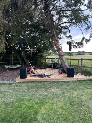 Event Jamie Vox Singer Guitarist Essex