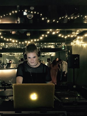 Event LJ Acoustic Singer/Guitarist London