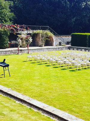 Event Jon Andrews Singer/Pianist London