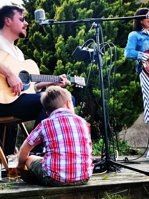 Event Blue Velvet Acoustic Band Glamorgan