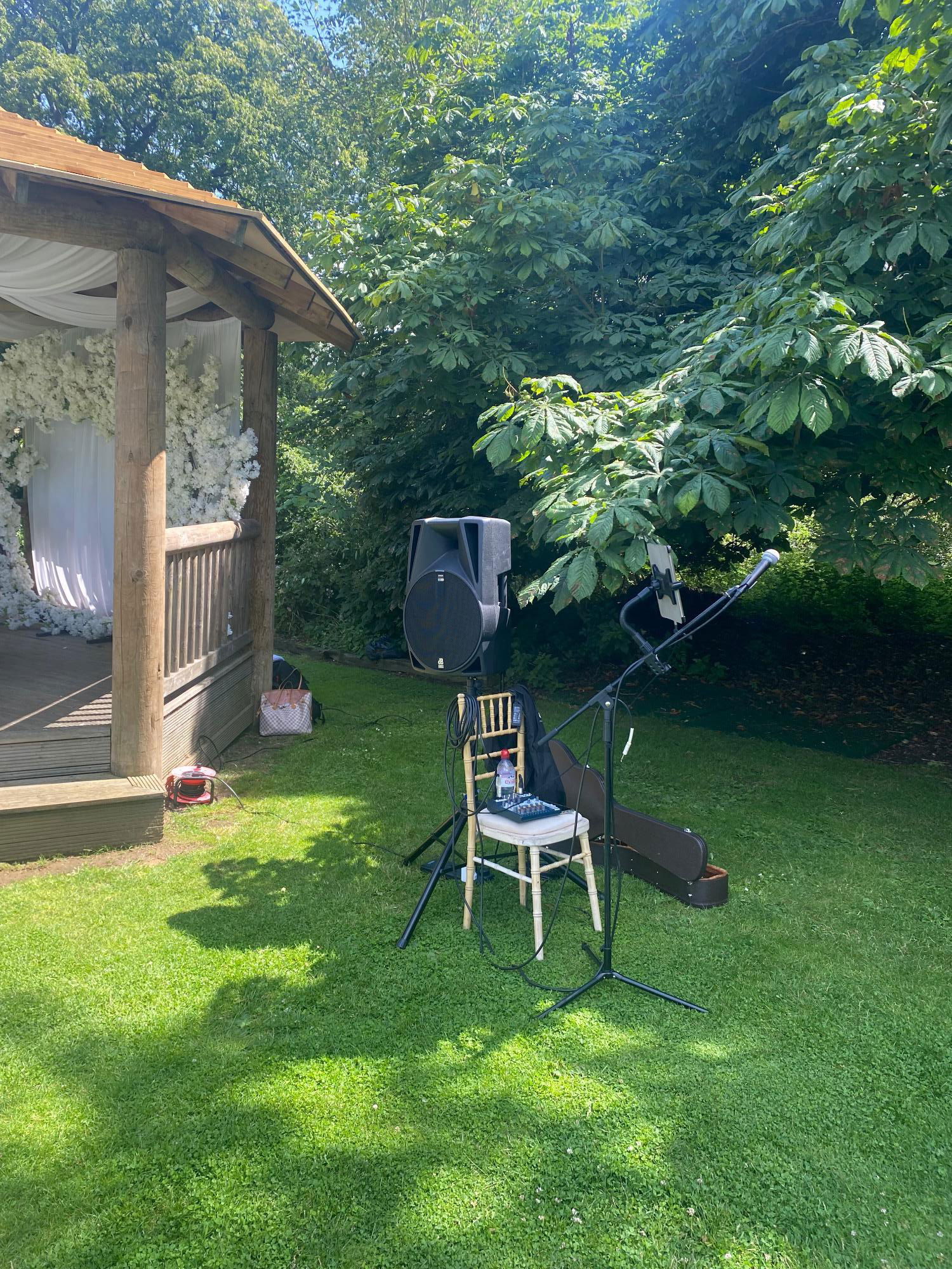 Bethany Amelia Singer Guitarist Review Wedding Hertfordshire