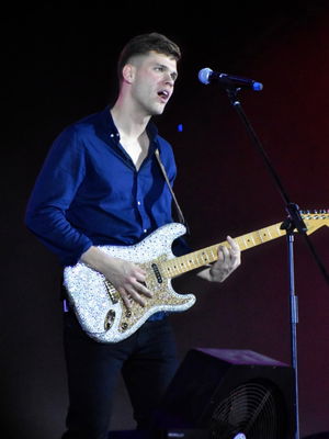 Event All Lit Up Function Band Maidstone, Kent