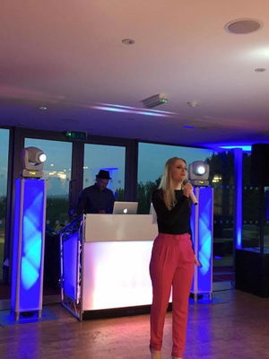 Event Victoria Ashley Solo Singer Cheshire