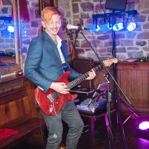 Matthew Anthony Singer Guitarist Review Wedding West Sussex