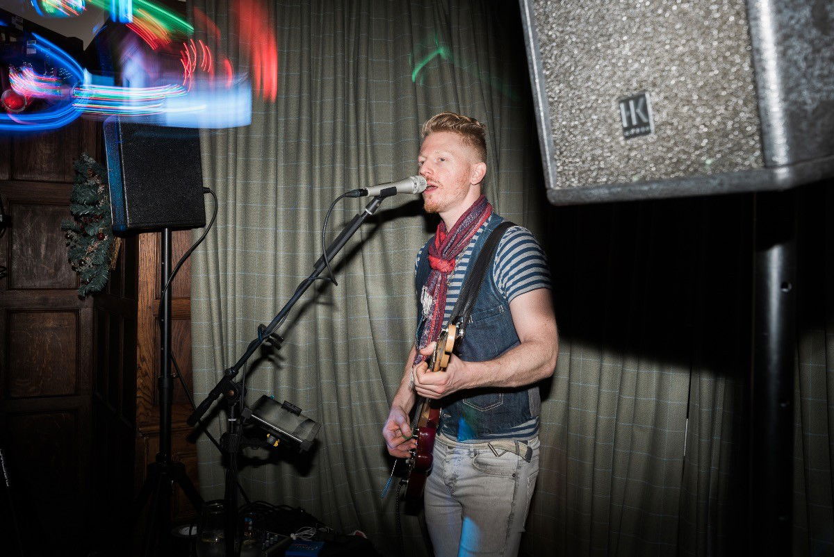 Matthew Anthony | Solo Singer / Guitarist London | Alive Network