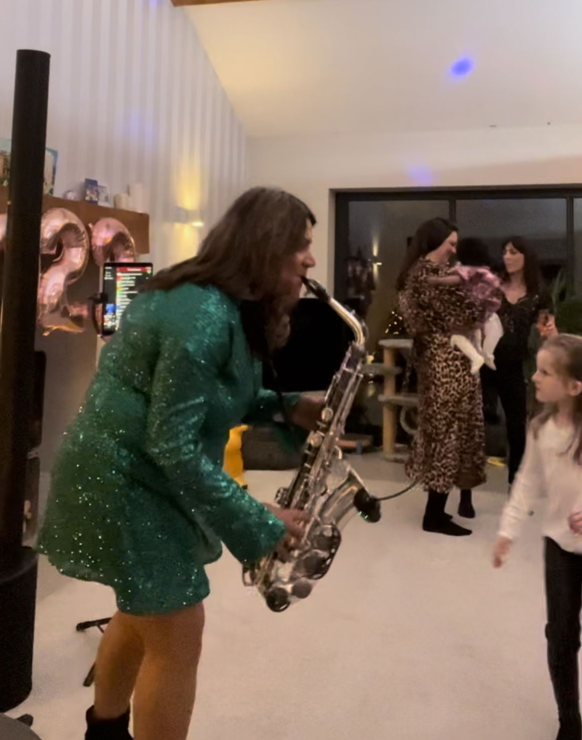 Mads on Sax Saxophonist Review Wedding 