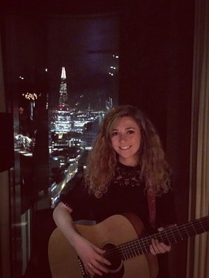 Event Kelly Barnes Singer Guitarist Northamptonshire