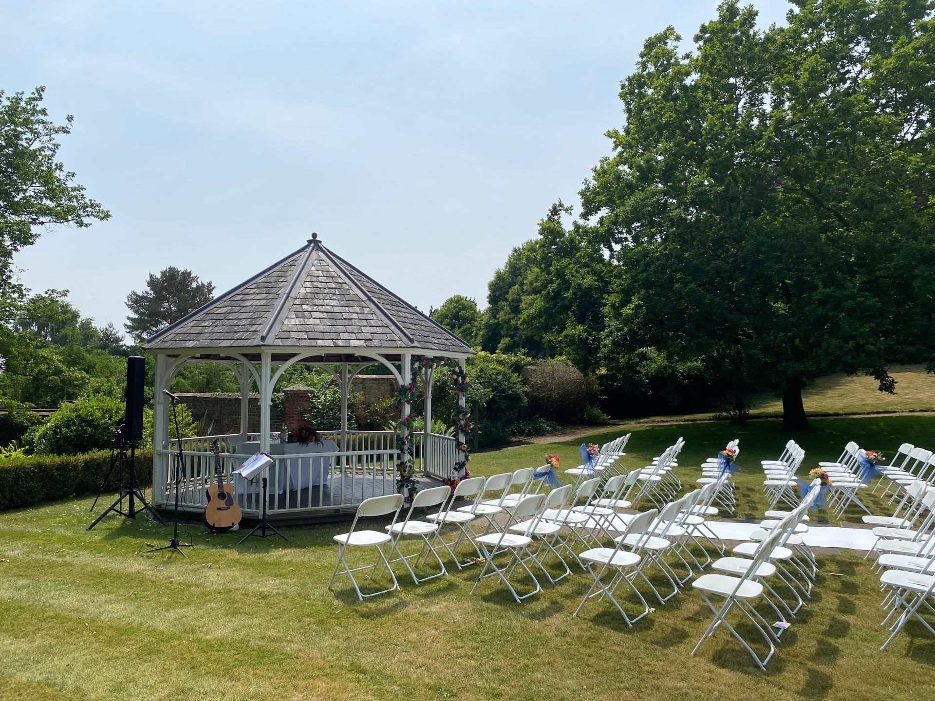 Daniel Cassini Singer Guitarist Review Wedding Kent