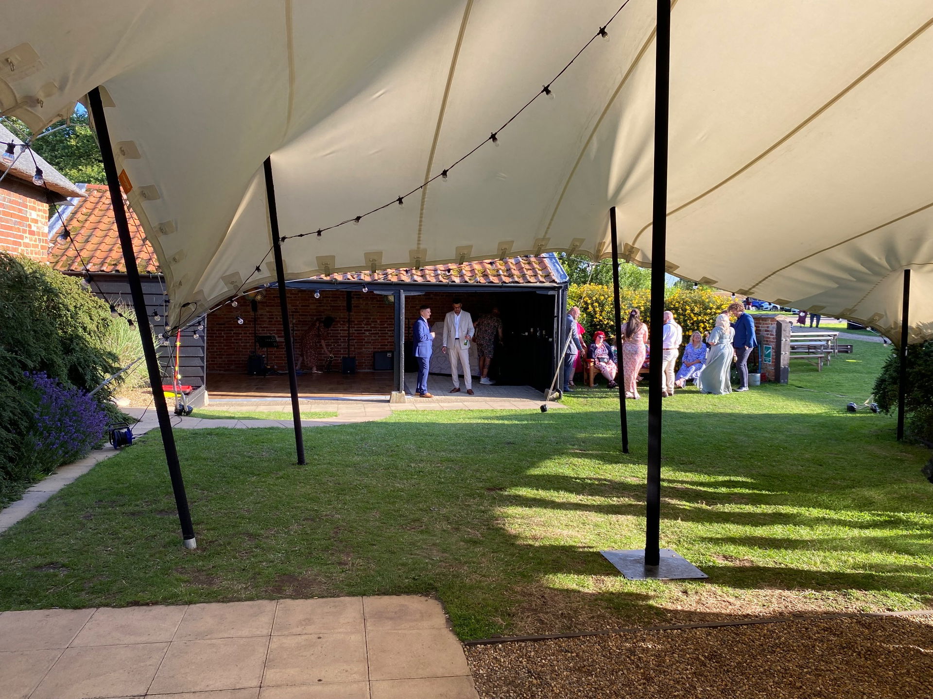 Daniel Cassini Singer Guitarist Review Wedding Suffolk