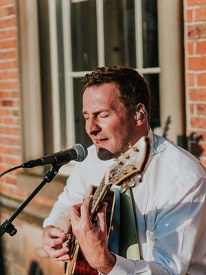 Event Owen H Solo Singer/ Guitarist Stoke on Trent, Staffordshire