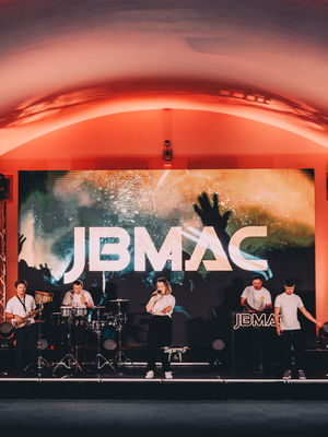 Event Sonic Paradise Pop and Dance Party Duo Oxfordshire