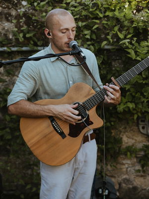 Event Joe Brian Singer Guitarist Hampshire