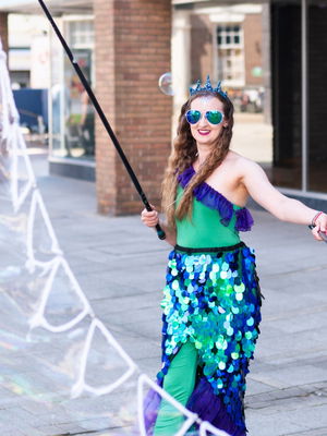 Event Bubbleologist Street Performer Leicestershire