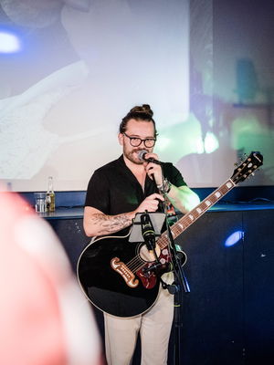 Event Marc Osborne Singer Guitarist East Yorkshire