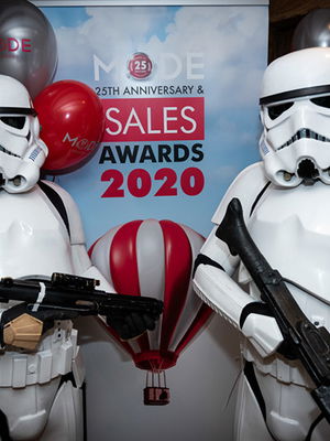 Event Paparazzi Entertainers Street Performer Feltham, London