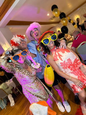 Event The Happy Selfie Pod Photo Booth Kent