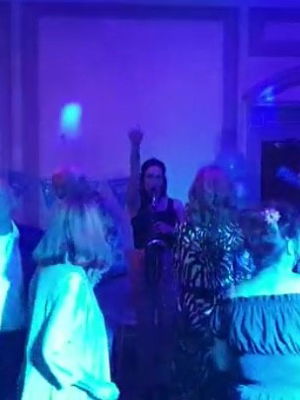 Event Lizzie B Sax Saxophonist Bracknell (Berkshire)