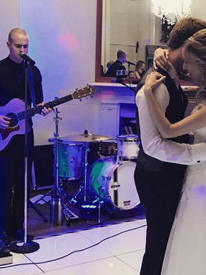 Event Acoustic Paul Singer Guitarist Essex