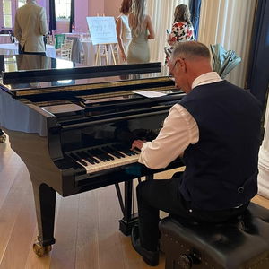 Stevie T Pianist Wedding Gloucestershire