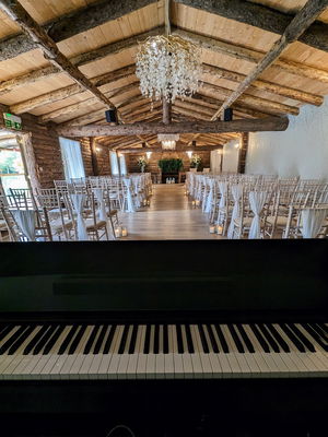 Event Finn McCool Pianist North Yorkshire