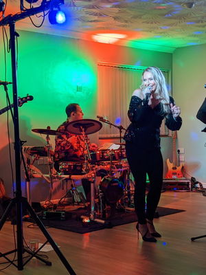 Event Twisted Pop Function Band Northamptonshire