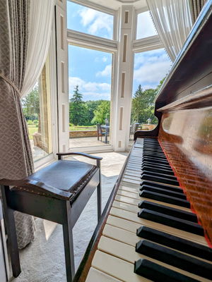 Event Finn McCool Pianist North Yorkshire