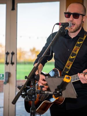 Event The Hot Shots Function Band Essex