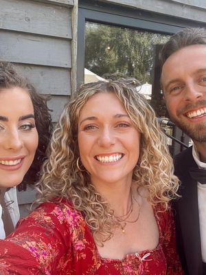 Event Kelly Barnes Singer Guitarist Northamptonshire