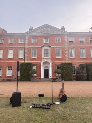 Event Kelly Barnes Solo Singer Guitarist Northamptonshire