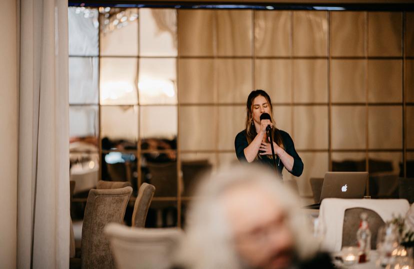 Lara Solo Singer With Tracks Review Wedding Northamptonshire