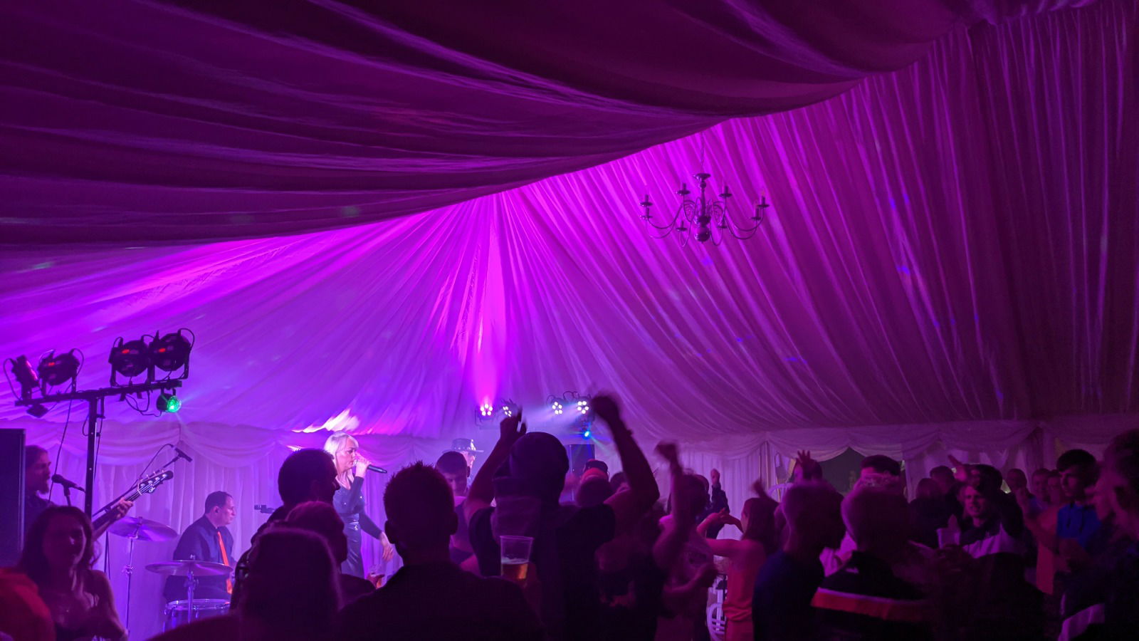 Twisted Pop Function Band Review Regatta / Sporting Event Bristol